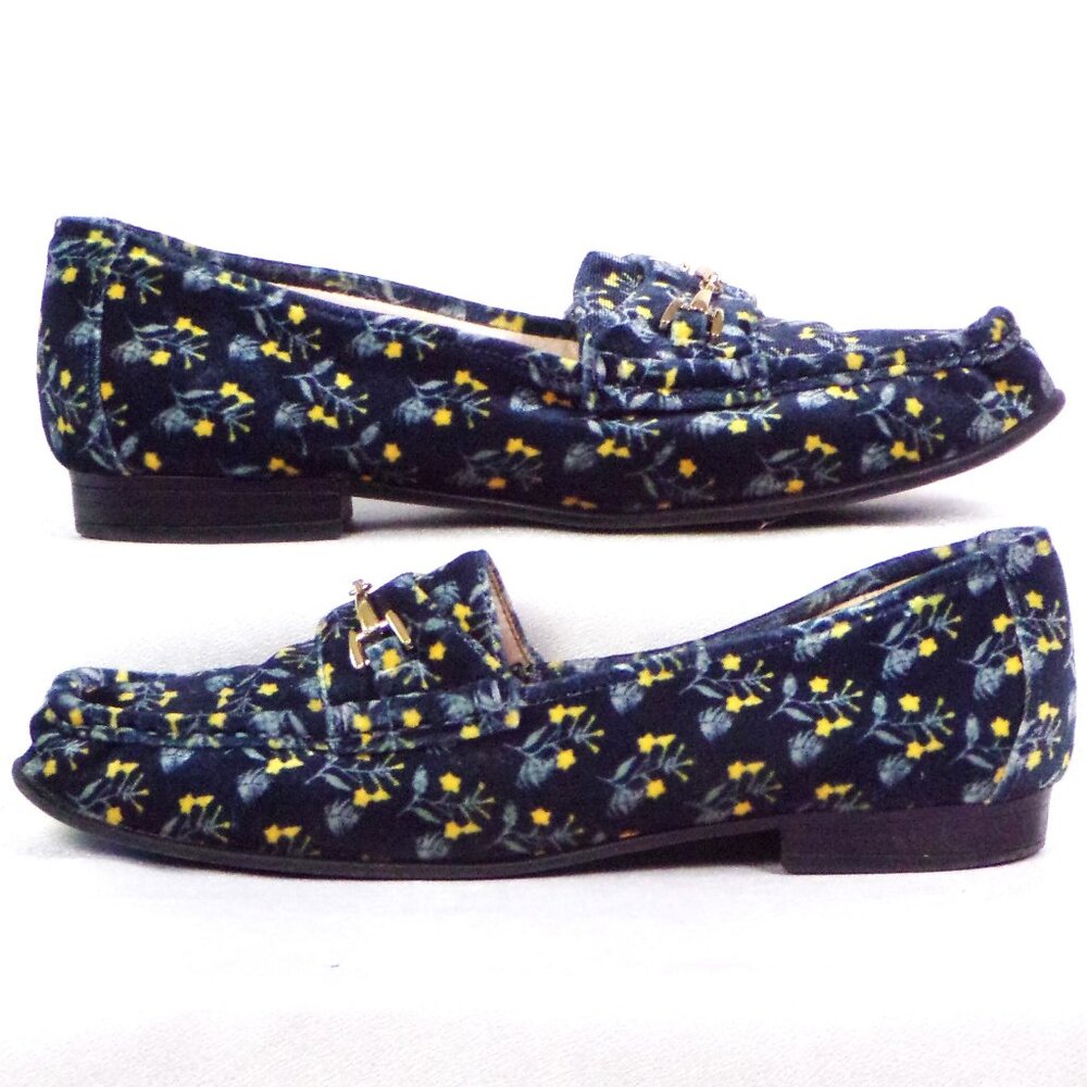 CABI size 7M blue/yellow/gray floral velvet flat-heel "horsebit" loafers
